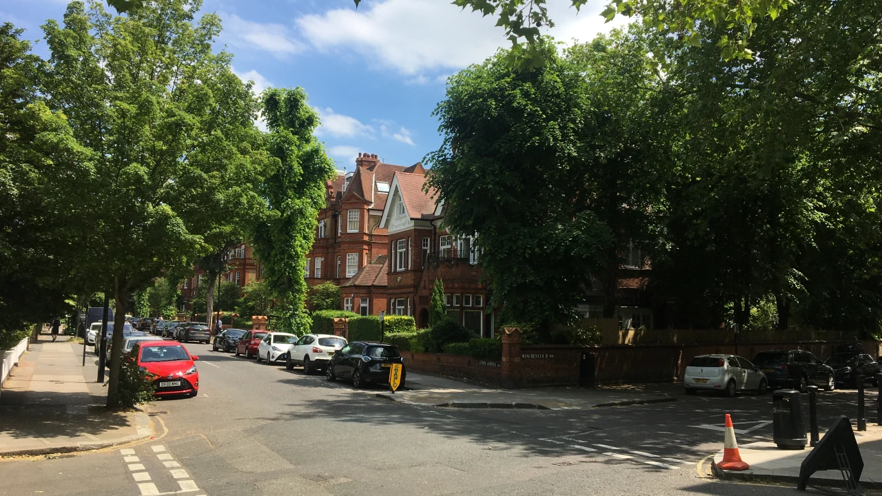 Eton Avenue, Belsize Park